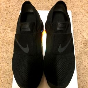 Used TRIPLE BLACK VAPORMAX MOC - WOMEN’S Size 7 - without box